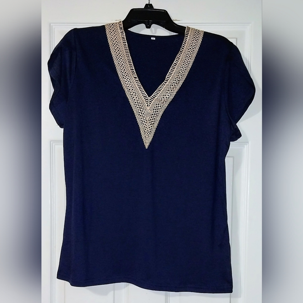 Navy Blue V-Neck Embelished with Crocheted Gold Accent Size Large EUC
